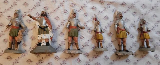 Figuras de belen Olot y Castells