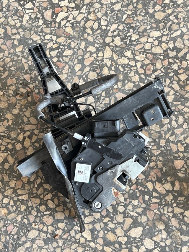 Cerradura y elevalunas focus mk3