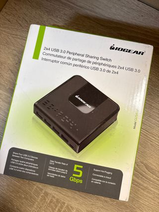 IOGEAR USB 3.0 Switch 2 Entradas y 4 Salidas