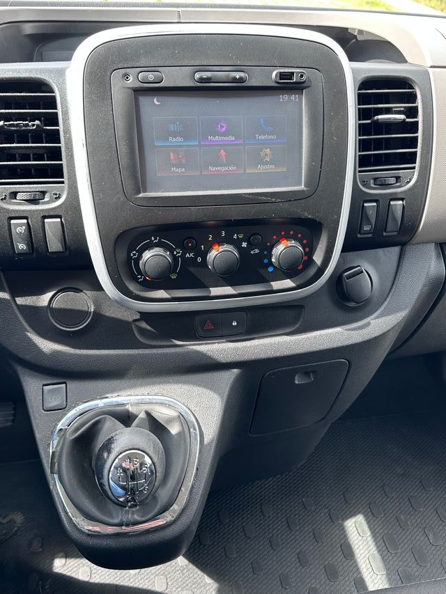 Renault Trafic 2.0 DCI 115 CV | FINANCIAMOS 100% 