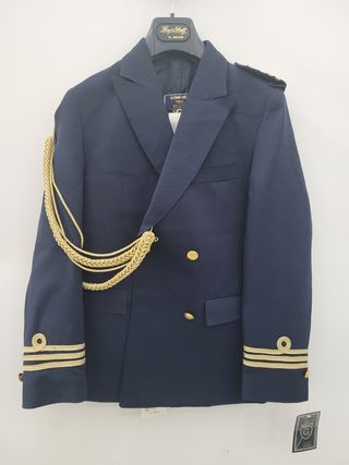 Traje de comunión 20 euros, talla11 años