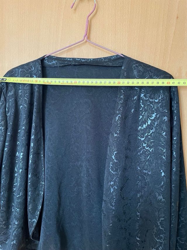 Torera elegante negra