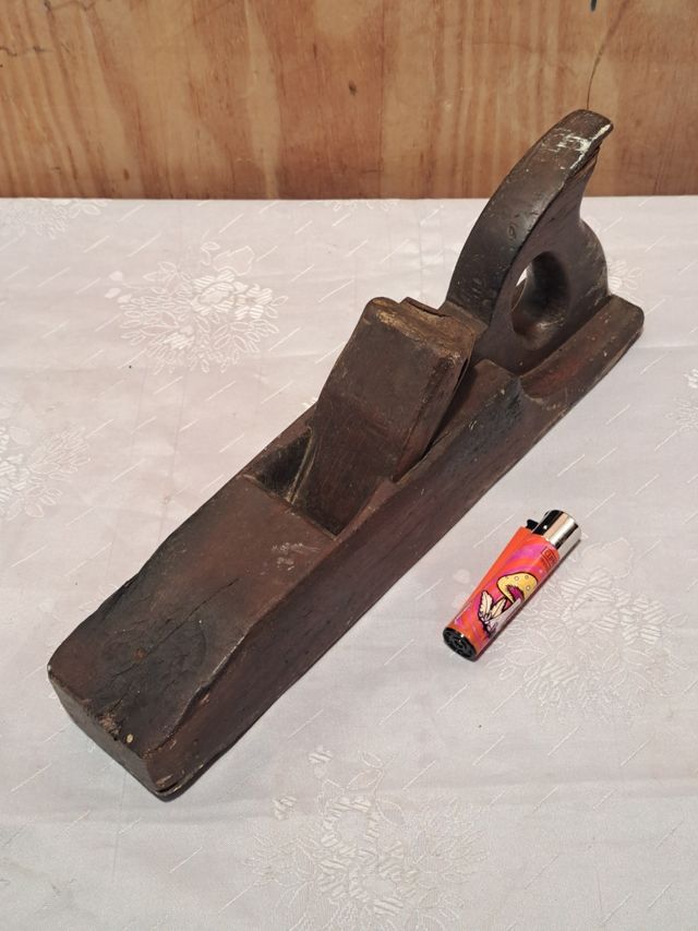 Garlopa de carpintero, antigua