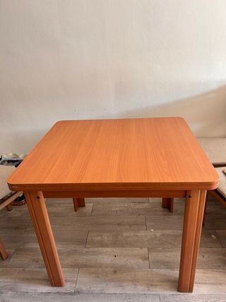 Juego mesa y sillas comedor