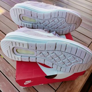 TENIS NIKE AIR MAX GENOME