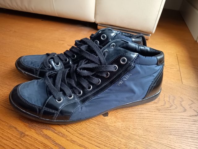 Prada hight top snakers