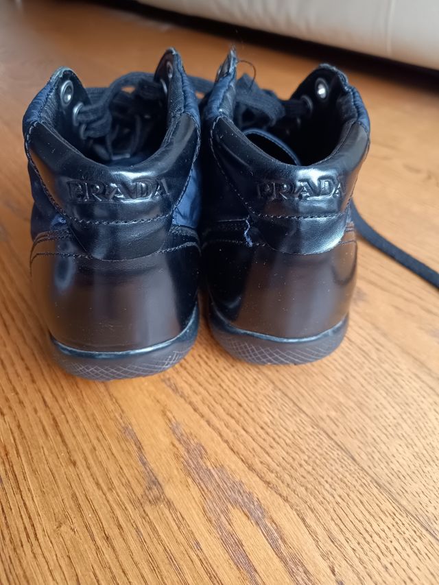 Prada hight top snakers