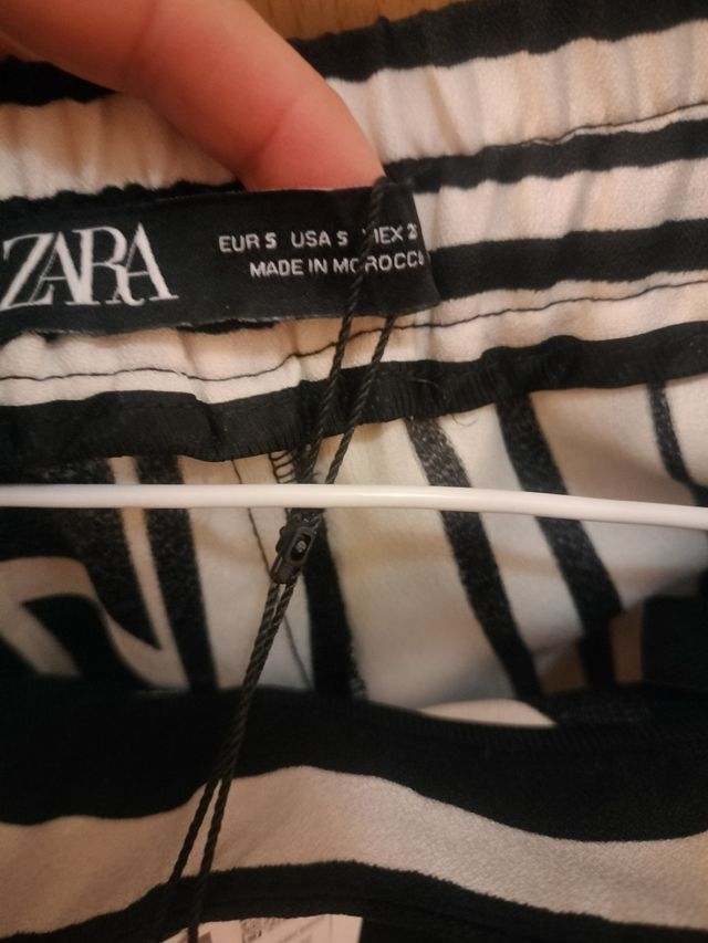 Pantalón fluido Zara S