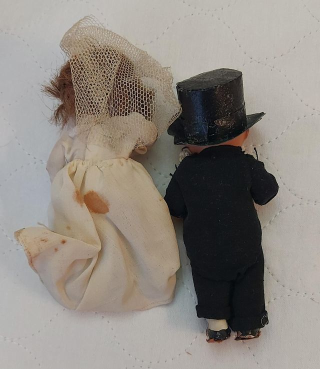 Coppia di sposi in terracotta