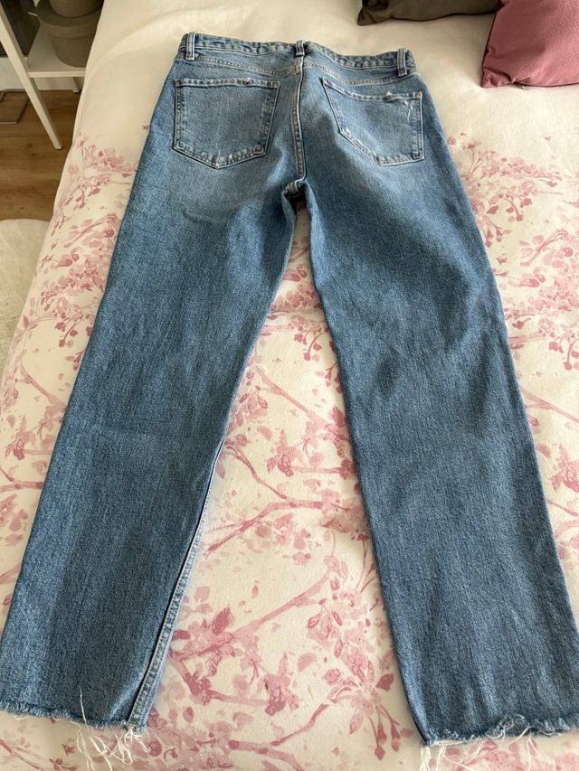 Pantalón vaquero Zara talla 40
