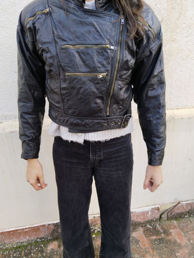 Chaqueta cuero mujer estilo motero 
