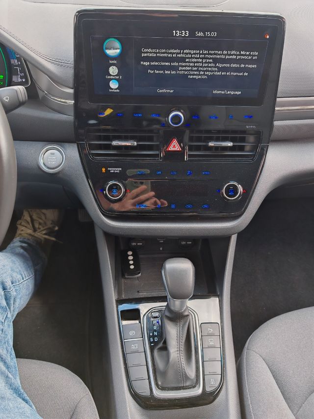 Hyundai IONIQ 2021 garantía oficial >abril 2026