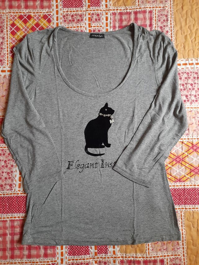 Top grigio marca Motivi