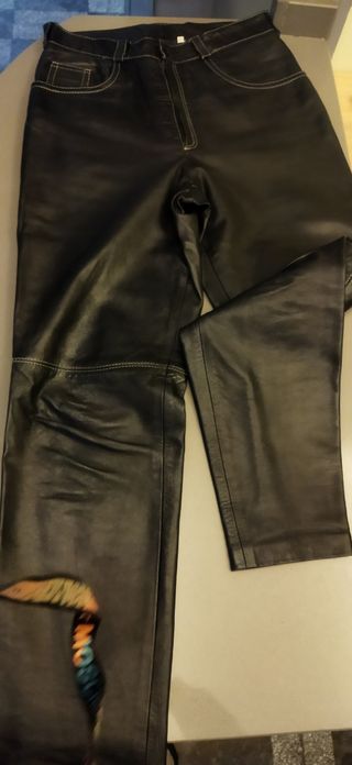 Pantalón de piel negro unisex