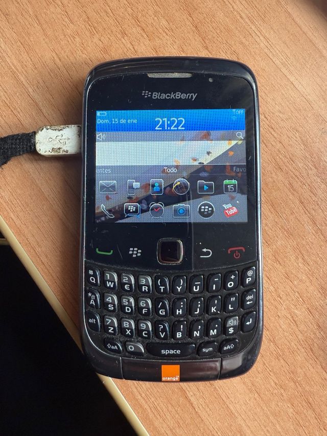 BlackBerry Curve 8520