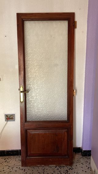 Puerta de madera