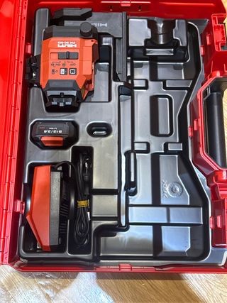 HILTI PM30 COMO NUEVO