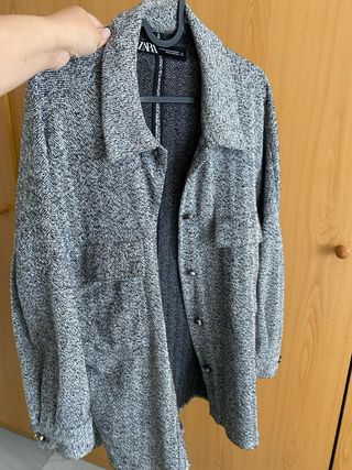 Sobre camisa zara M/L