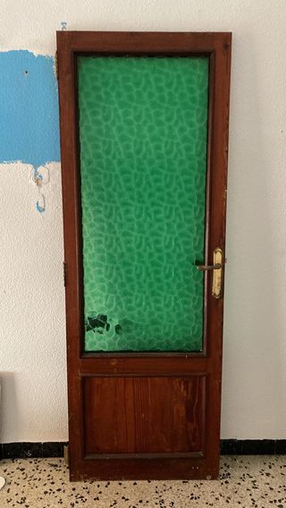 Puerta de madera