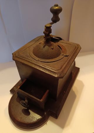 2 antichi macina caffè...