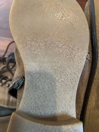 Stivaletti beige in pelle N. IT 38