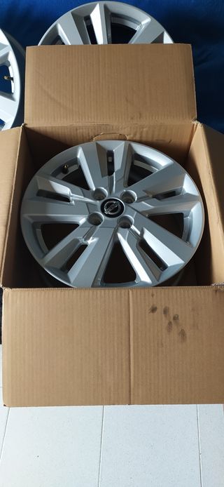 Llantas Aluminio Marca Nissan France- Micra K14
