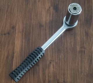 Chiave a cricchetto universale esagonale 7 19 mm