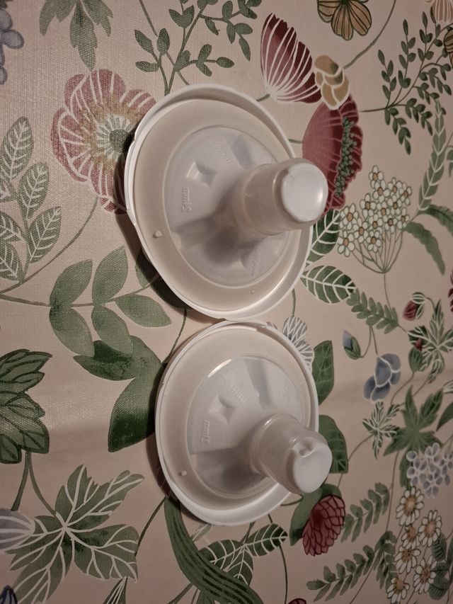 Embudo sacaleches medela