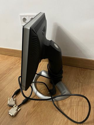 Monitor dell de 17 pulgadas