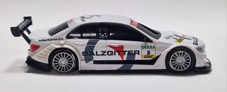 Scalextric compact Mercedes Classe C