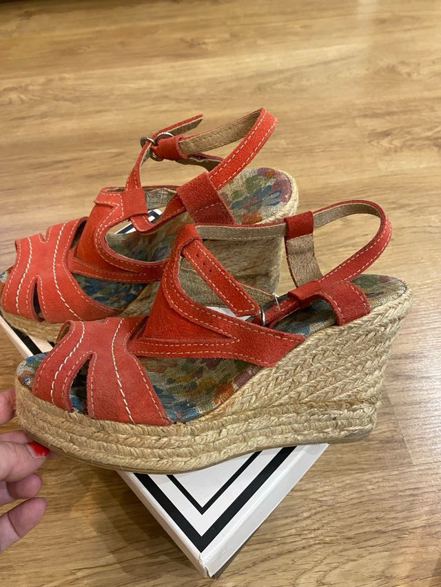 Sandalias rojas talla 37