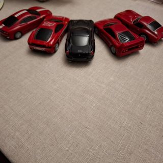 Ferrari macchinine 5 x 12 cm retrocarica