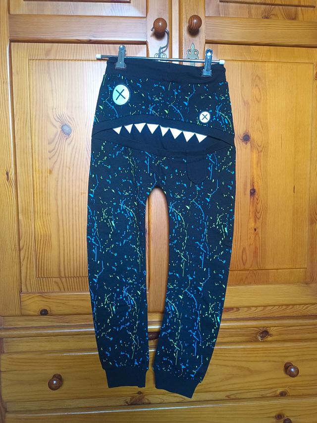 Chándals pantalón, camiseta, jersey, chaquetas