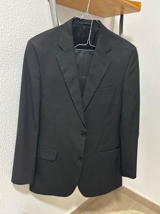 Traje de hombre 