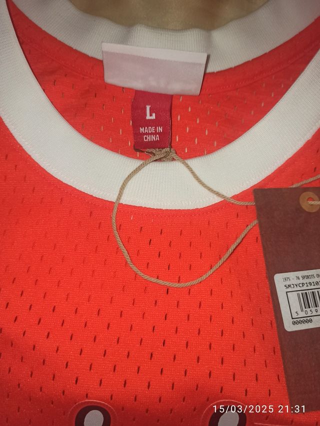 Camiseta Michell y Ness talla L