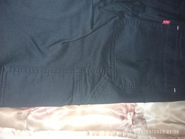 Pantalón vaquero negro Levis hombre talla 32-34
