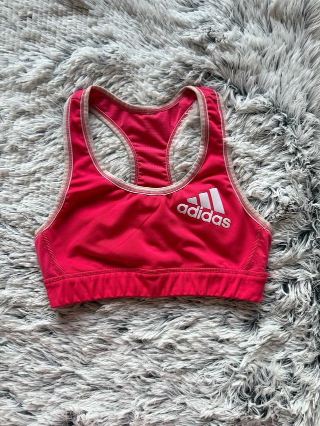 Top deportivo adidas