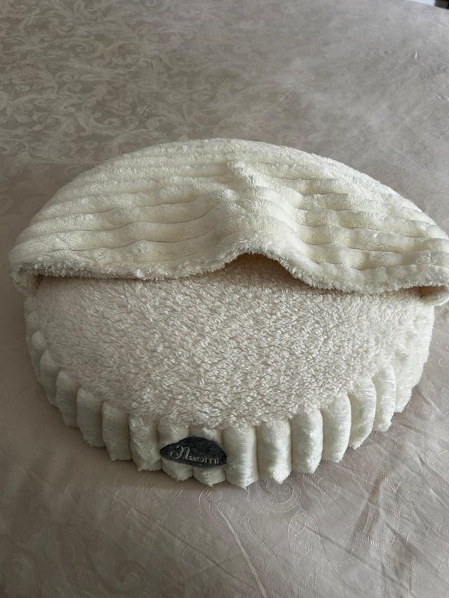 OFFERRA !!Cuccia gatto nuovissima