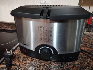 Freidora 1000W Taurus Profesional 1