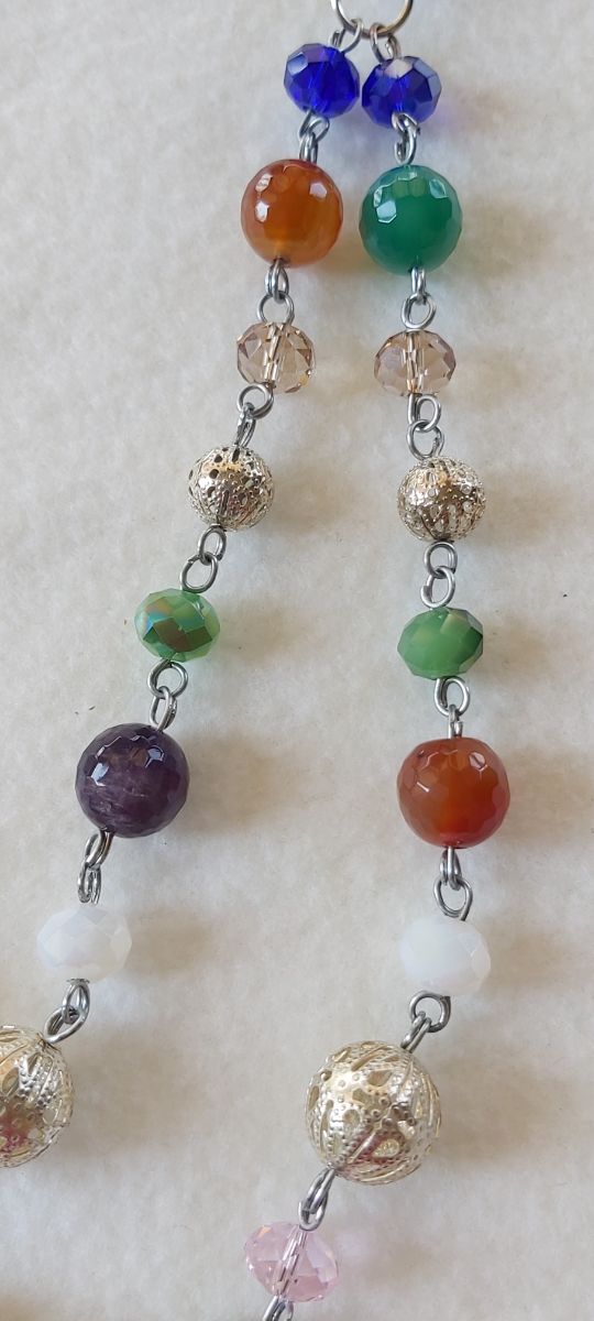 Collana con pietre dure naturali e cristalli