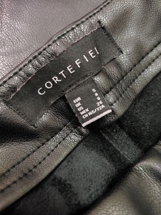 Pantalones cuero Cortefiel forro interno