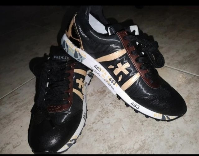 Zapatillas Premiata negras doradas 36 nuevas a est