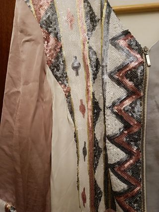 Conjunto pantalón, camiseta y cazadora