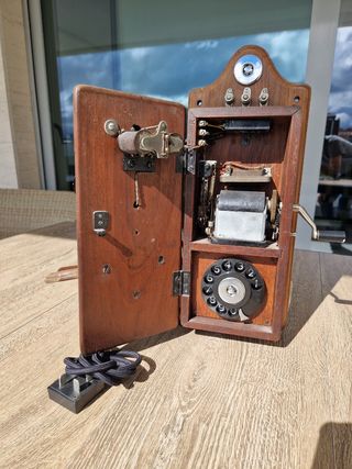 Teléfono Antiguo Pared