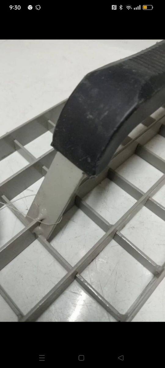 Rascador escayolista