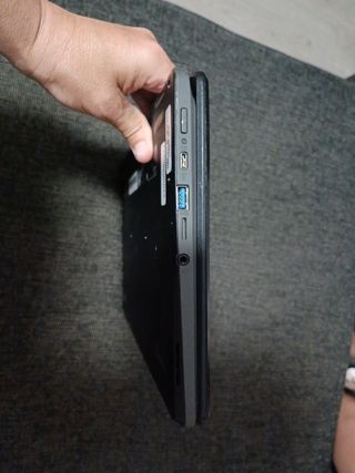 Portátil acer tactil