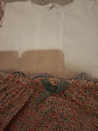 Camiseta y ranita a juego detalle flores