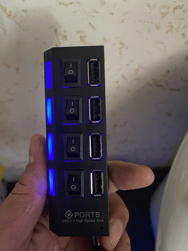 Moltiplicatore HUB Usb 4 port nuovo