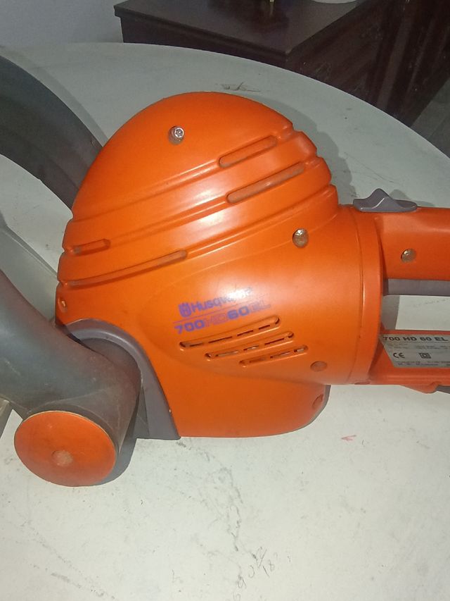 Cortasetos husqvarna 700HD60