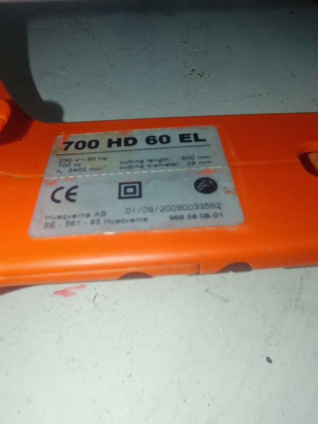 Cortasetos husqvarna 700HD60